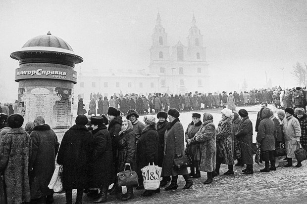 Делаем деньги в 90-х: подсадной Чейз и груднички напрокат