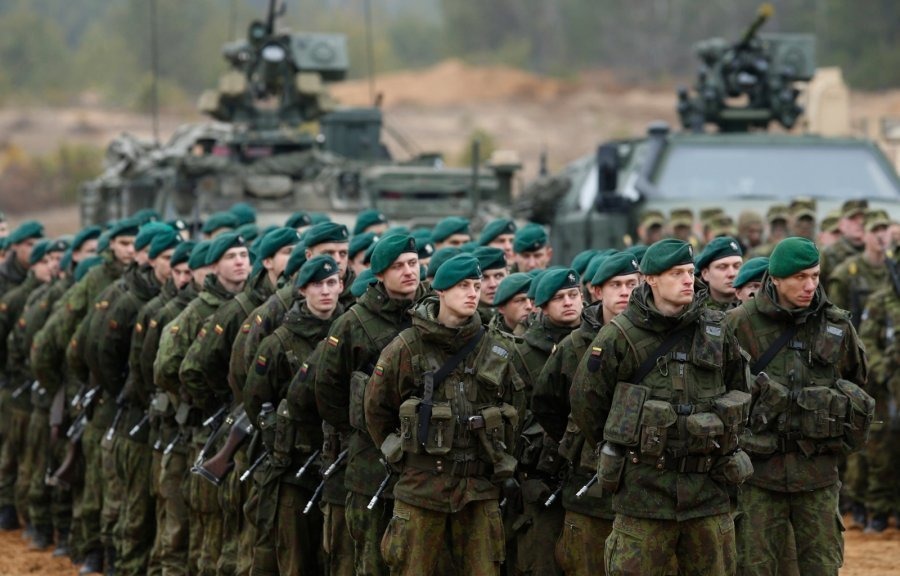 Беларуская армія: сіла, якой мы недаплочваем, але за кошт якой мы жывем