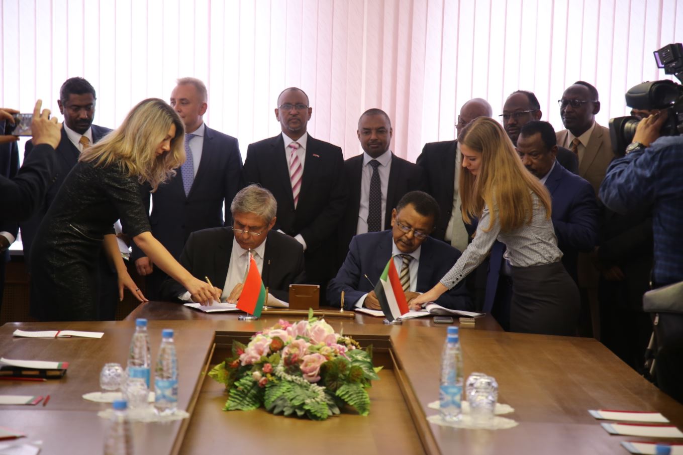Беларусь поставит в Судан 17 зернохранилищ на 60 млн евро