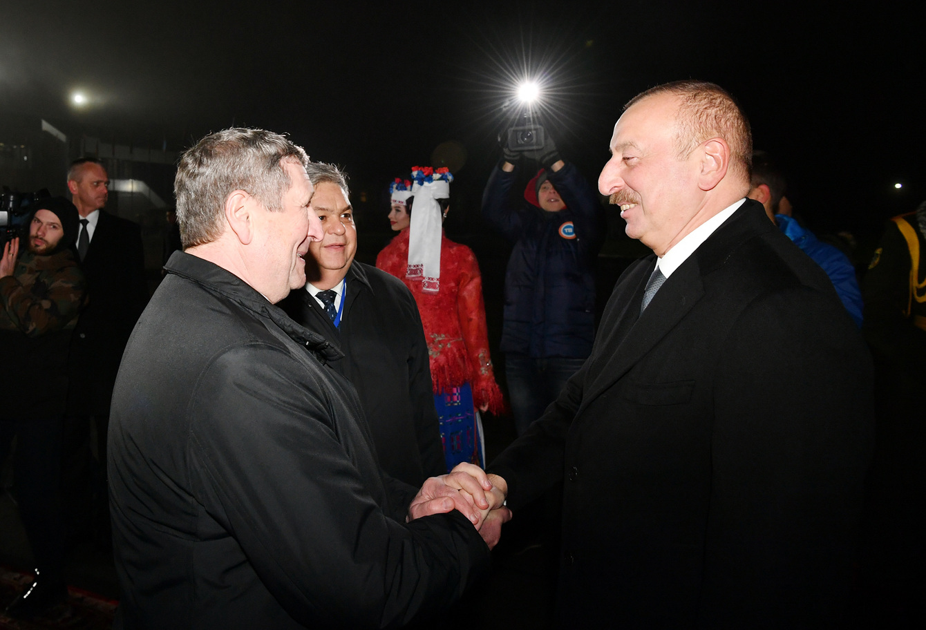 Фотофакт: президент Азербайджана прилетел в Минск
