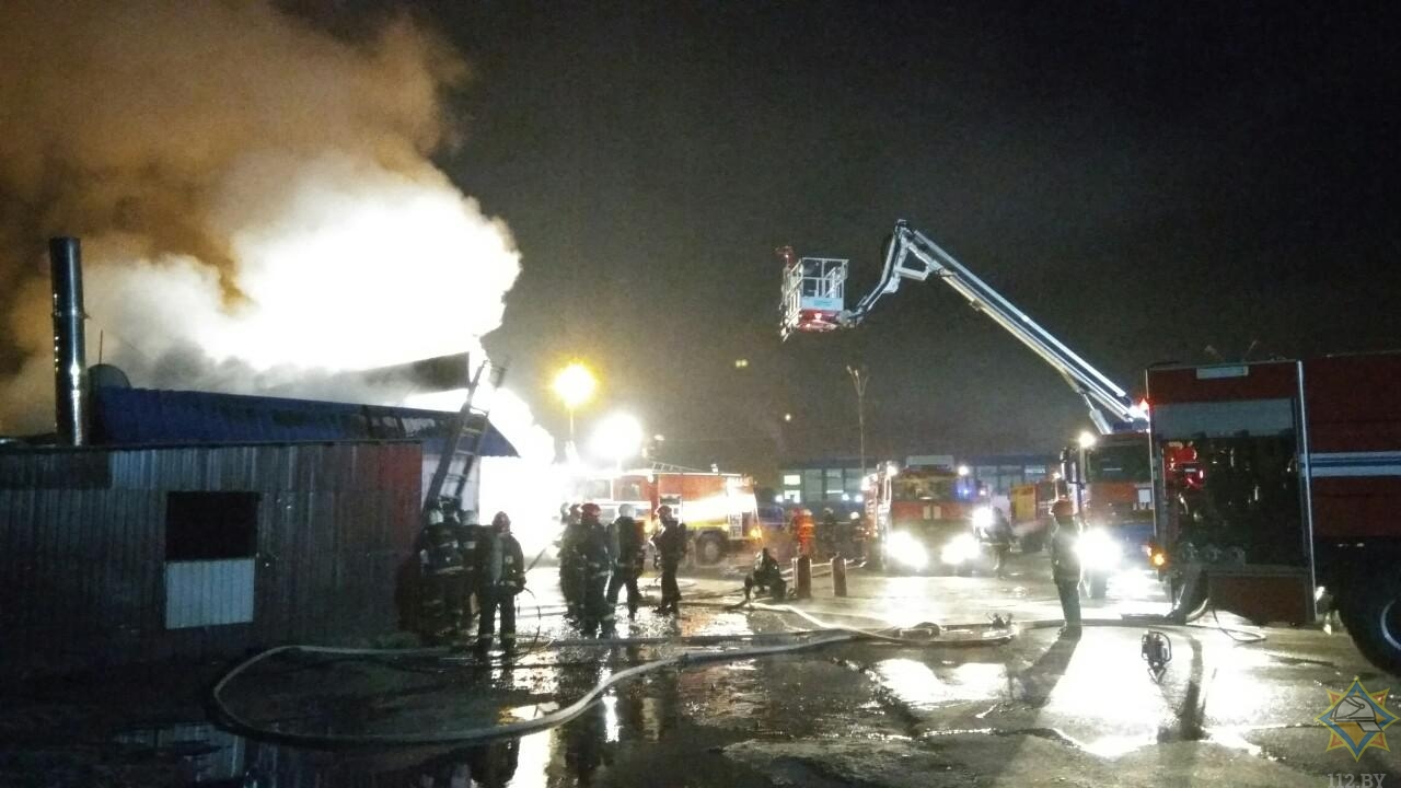 В Минске на "Ждановичах" сгорело кафе