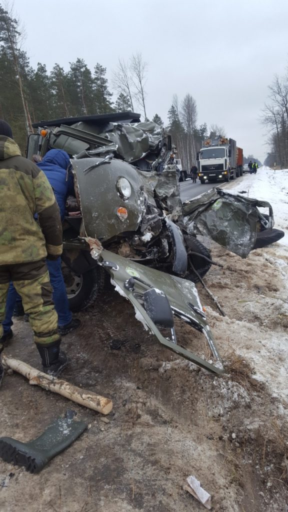 В Кировском районе водитель «УАЗа» погиб в лобовом столкновении