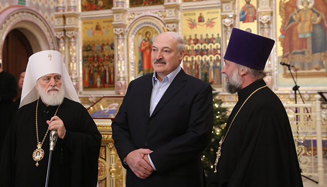 Лукашенко: Под плеткой мы больше никогда ходить не будем
