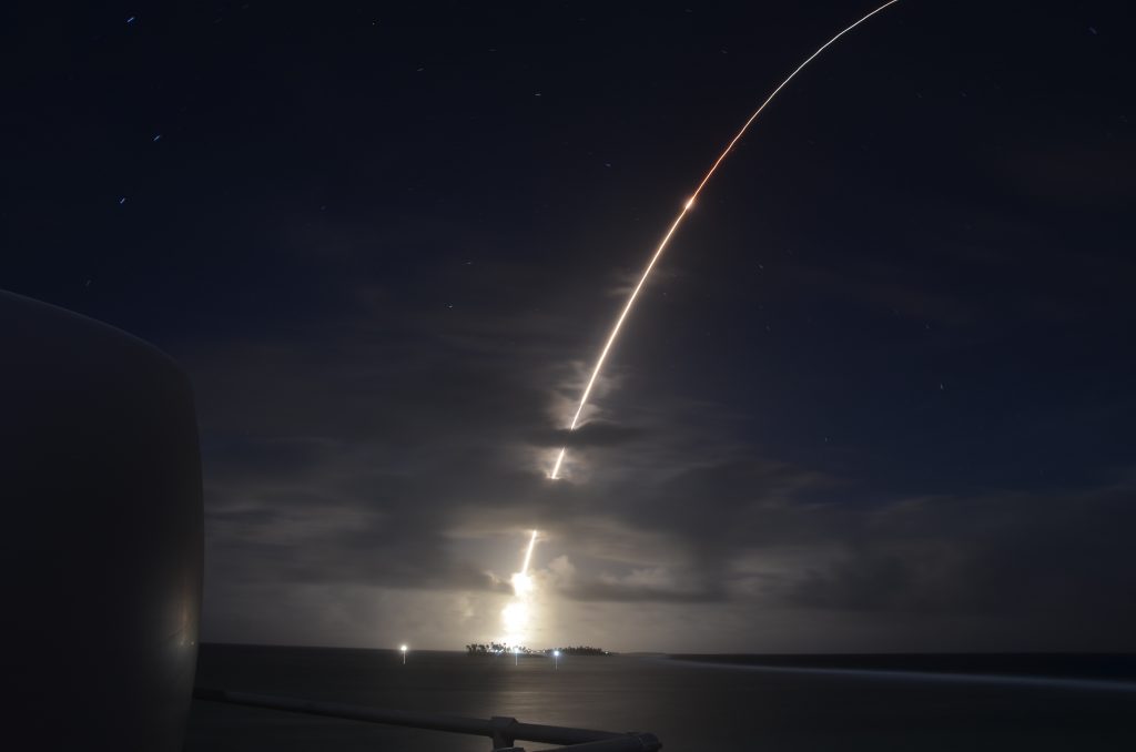 США впервые показали двойной перехват межконтинентальных баллистических ракет (видео)