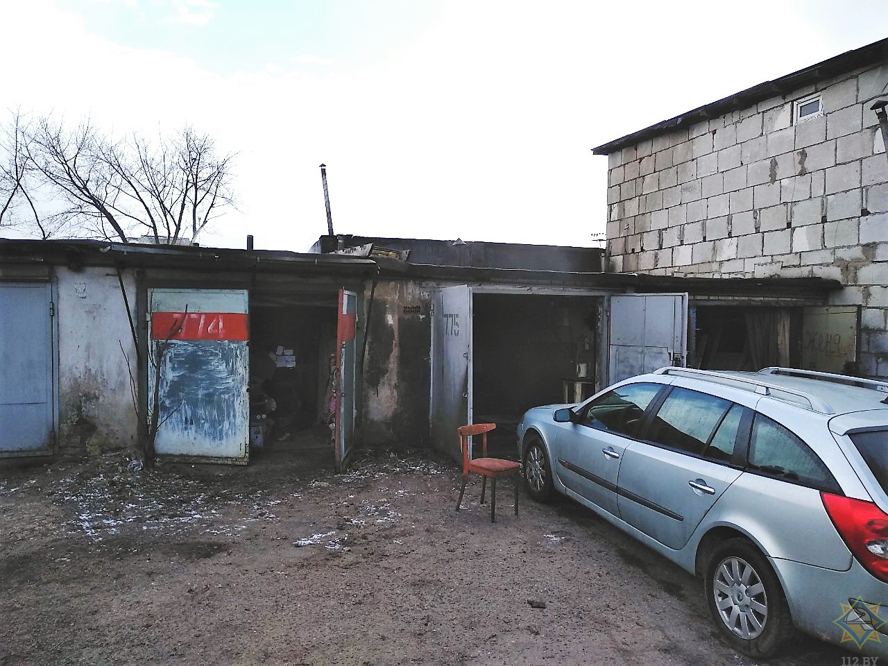 Пожар случился в гаражном кооперативе в Минске