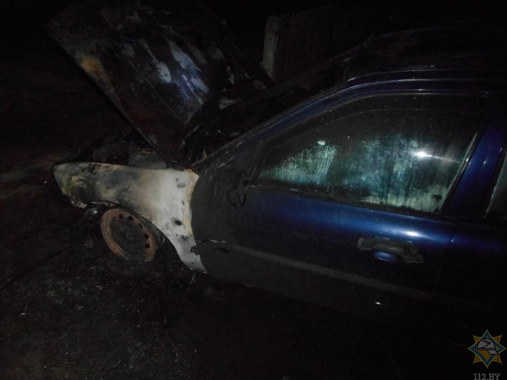 В Могилевской области за сутки сгорело два "Форд Мондео"
