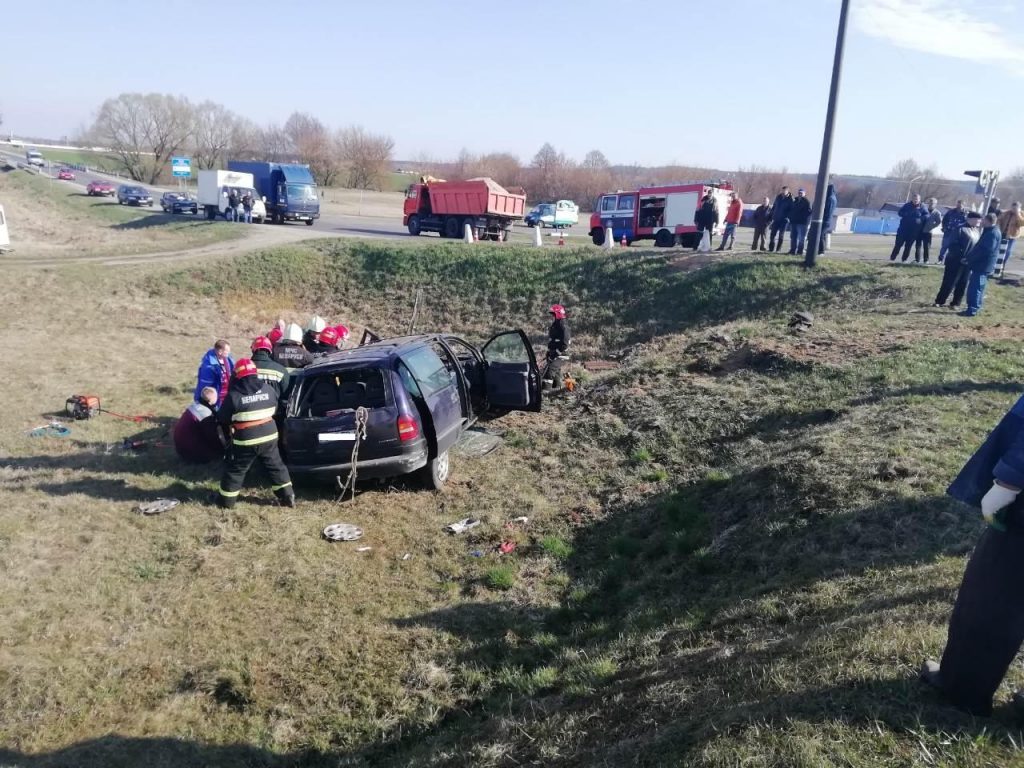 В Слониме автомобиль попал под поезд