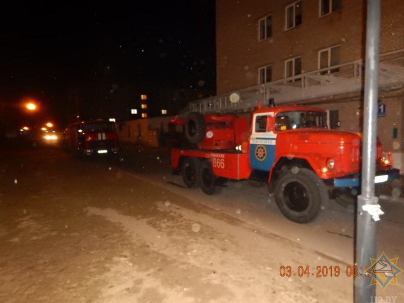 МЧС эвакуировало 286 человек из общежития Полоцкого госуниверситета
