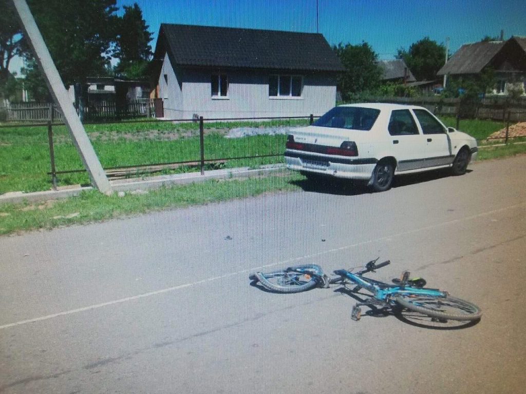 В Ивье 20-летний водитель сбил ребенка на велосипеде