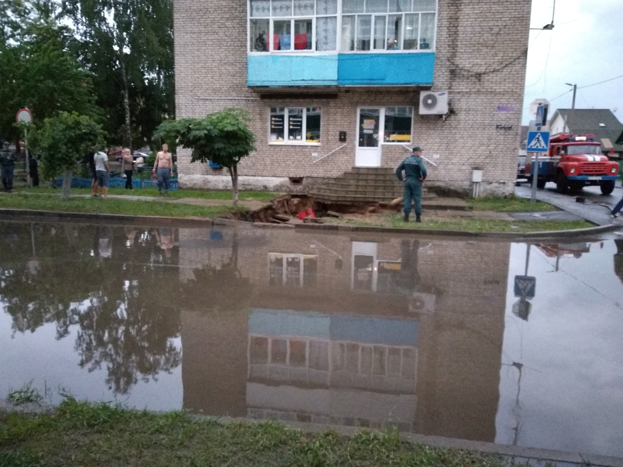 Сильные ливни затопили города Беларуси