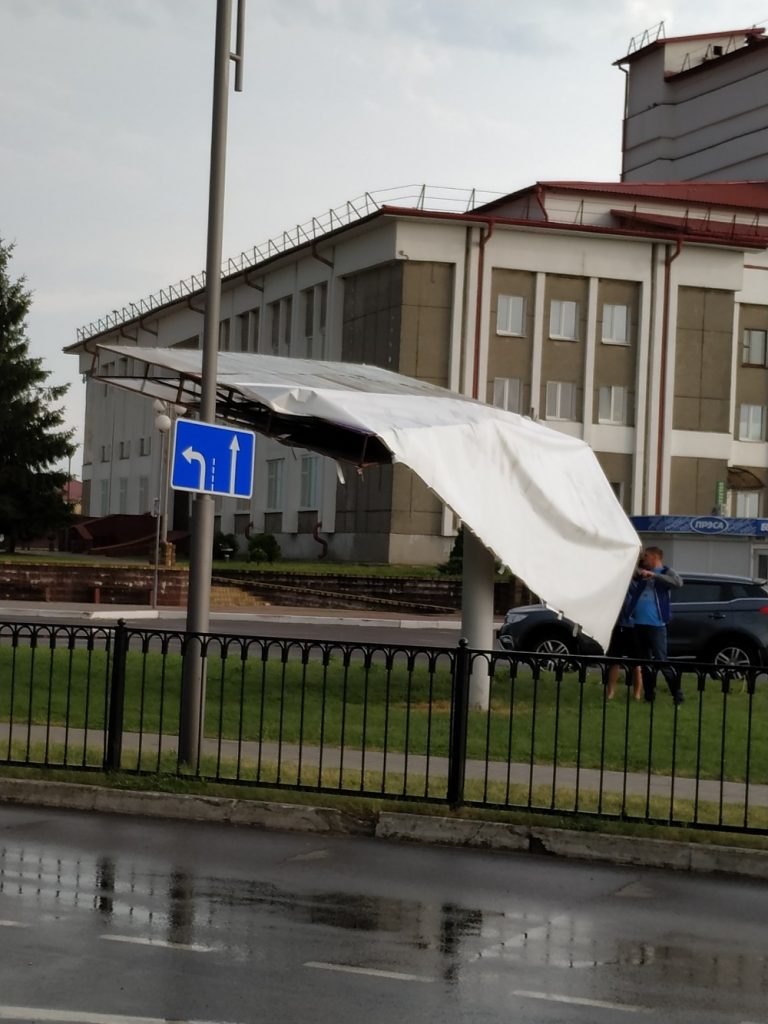 В Иваново памятнику Наполеону Орде оторвало руку