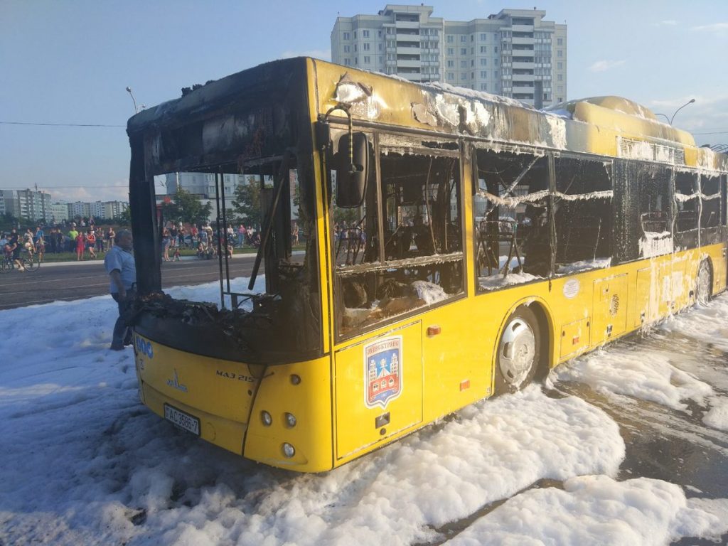 В Минске сгорел пассажирский автобус