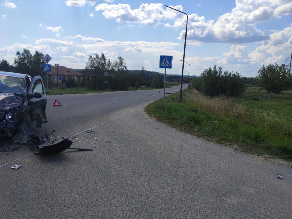Мотоциклист и его 12-летний пассажир получили травмы в ДТП под Гродно