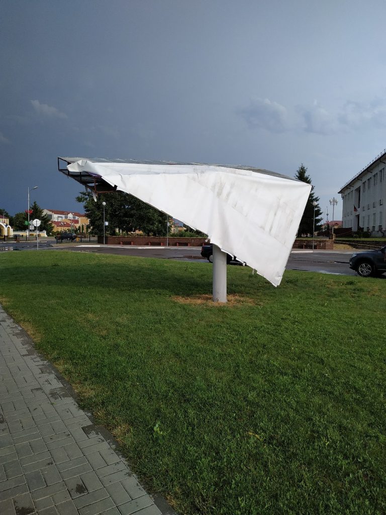 В Иваново памятнику Наполеону Орде оторвало руку