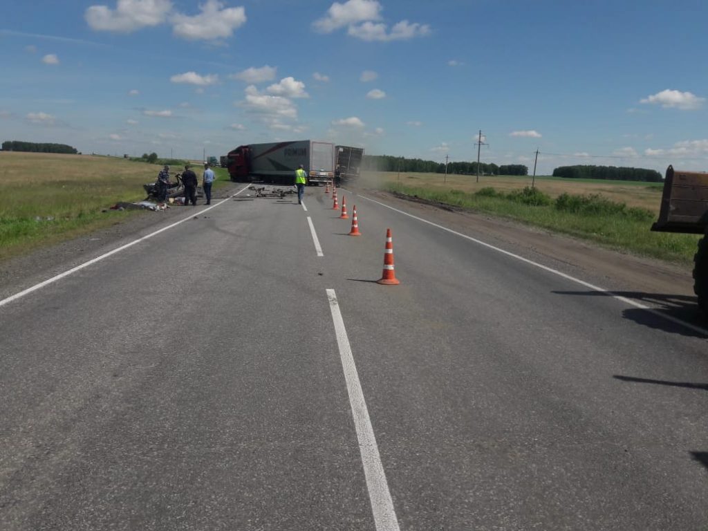 Четыре человека погибли в ДТП с беларусской фурой в России