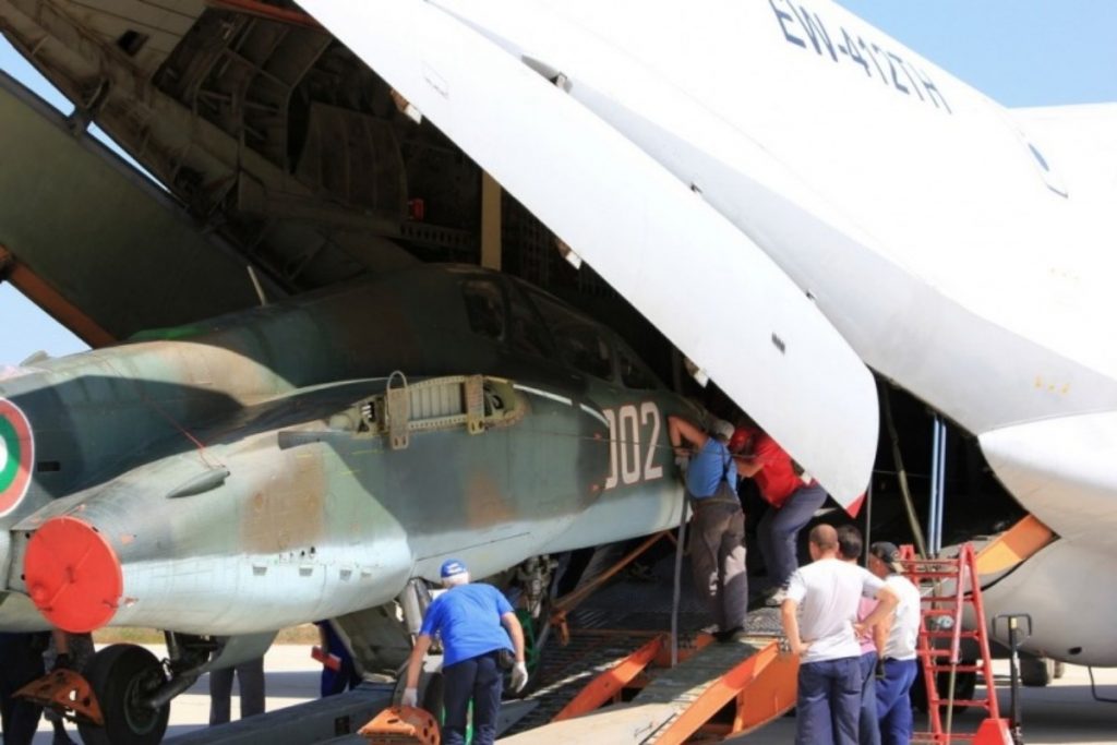 Болгария отправила первый Cу-25 на ремонт в Беларусь