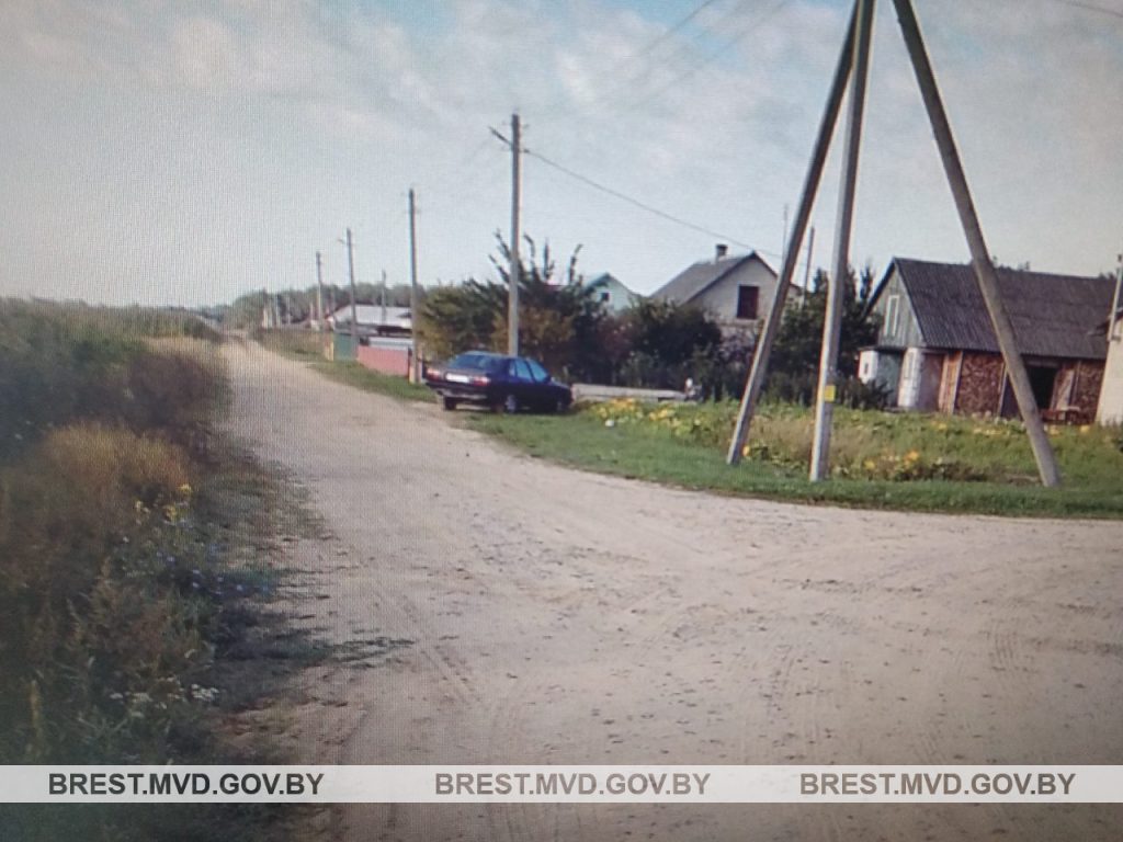 В Ивановском районе курсантка автошколы угнала машину односельчанина