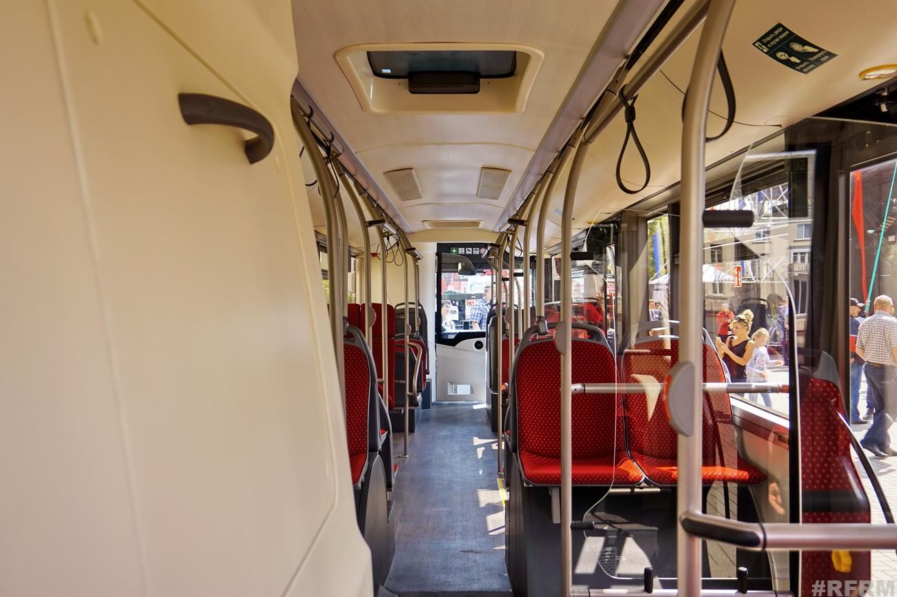 МАЗ показал новейший городской автобус с двигателем Евро-6, кондиционерами и USB-розетками