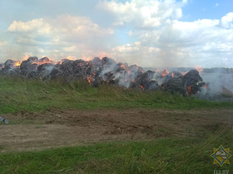 В Бешенковичском районе сгорела 51 тонна соломы