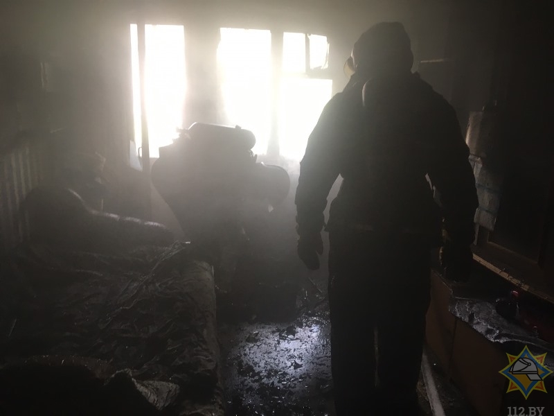 Пенсионерка попала в больницу после пожара в Витебске