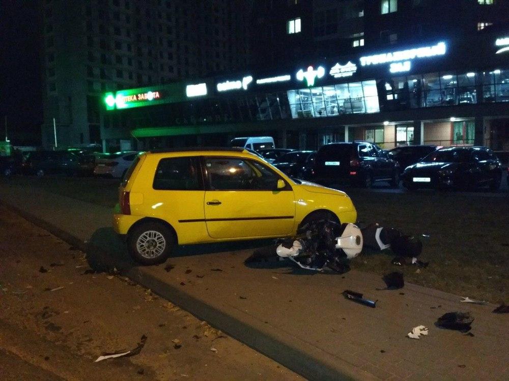 Мотоциклист и водитель Volkswagen пострадали в ДТП в Минске
