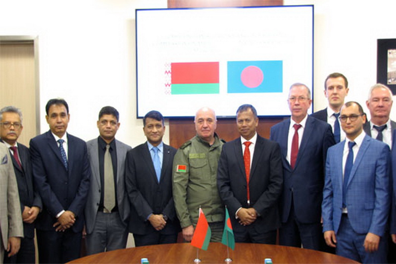 Беларусь развивает военно-техническое сотрудничество с ОАЭ и Бангладеш