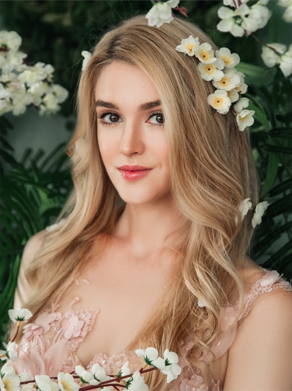 Представительница Беларуси получила титул на конкурсе "Мисс Земля - 2019"