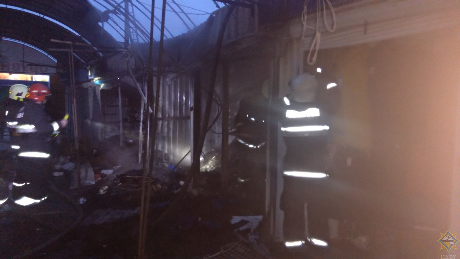 На Ждановичах сгорел торговый киоск
