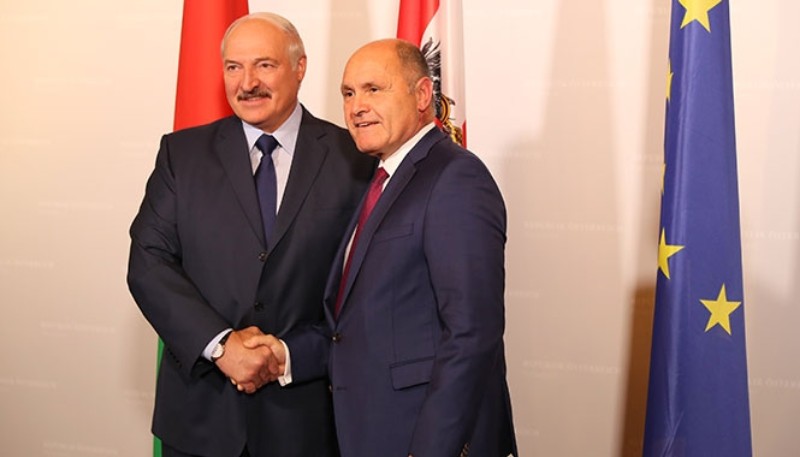 Лукашенко по-беларусски поблагодарил за прием в австрийском парламенте