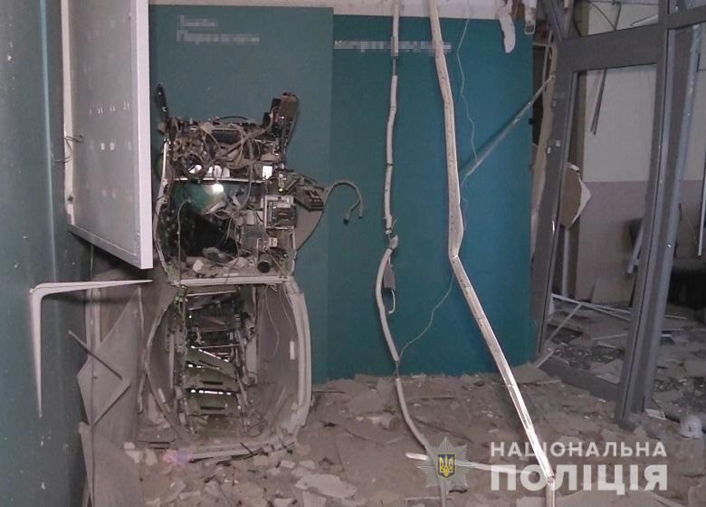 В Киеве грабители взорвали отделение банка