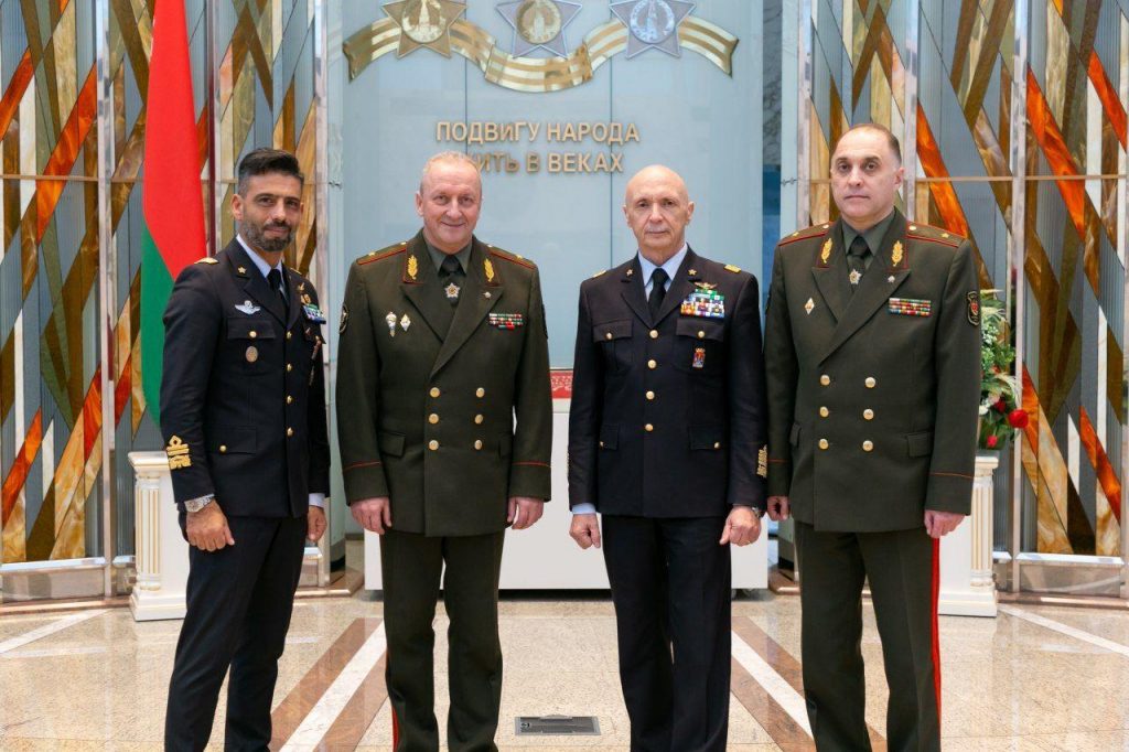 Беларусь и Италия обсудили военное сотрудничество