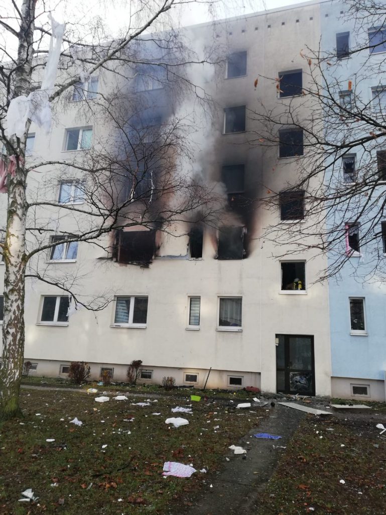 Один человек погиб, 15 пострадали при взрыве в жилом доме в Германии