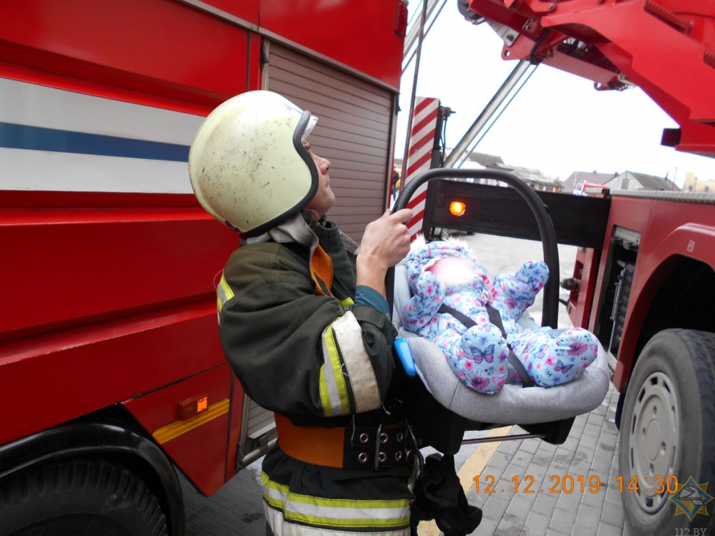 11 спасли на пожаре в многоэтажке в Гродно