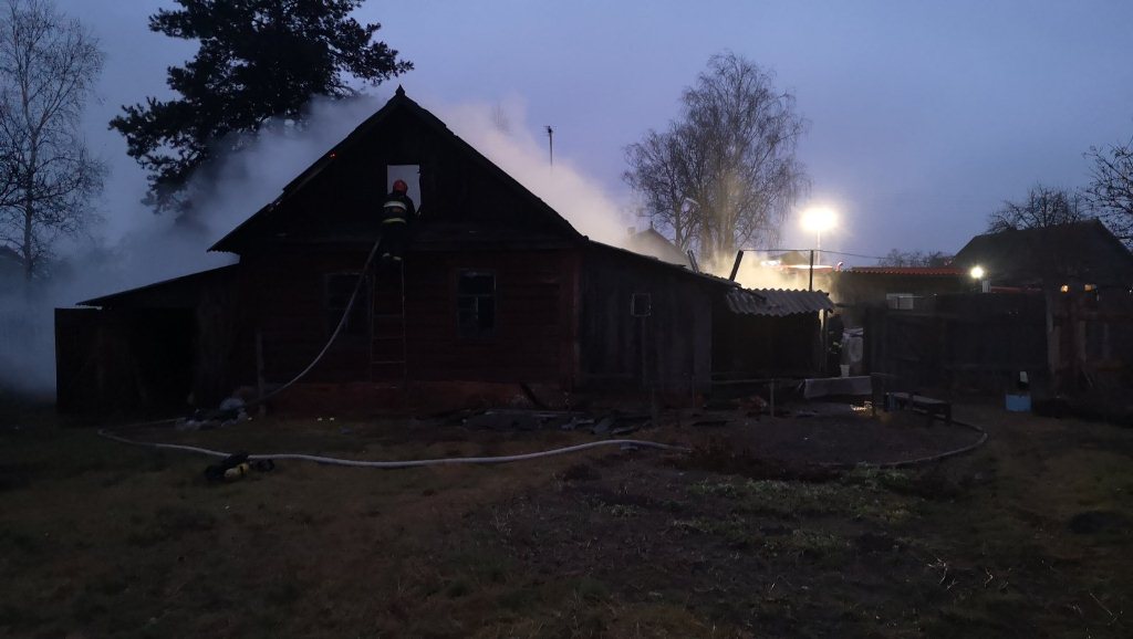 Три человека погибло от огня в Гомельской области