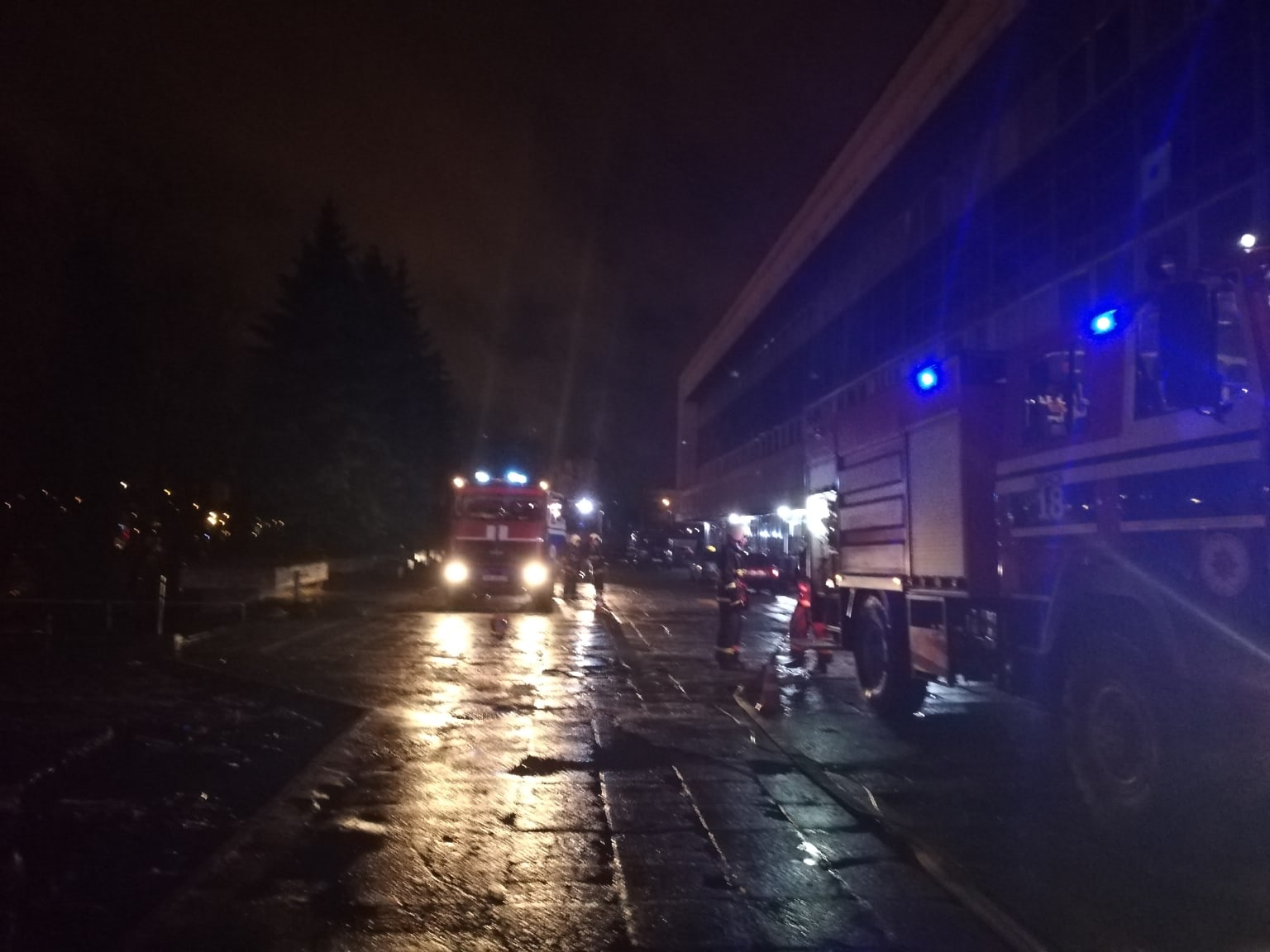 В Минске загорелся ночной клуб: эвакуировано 170 человек