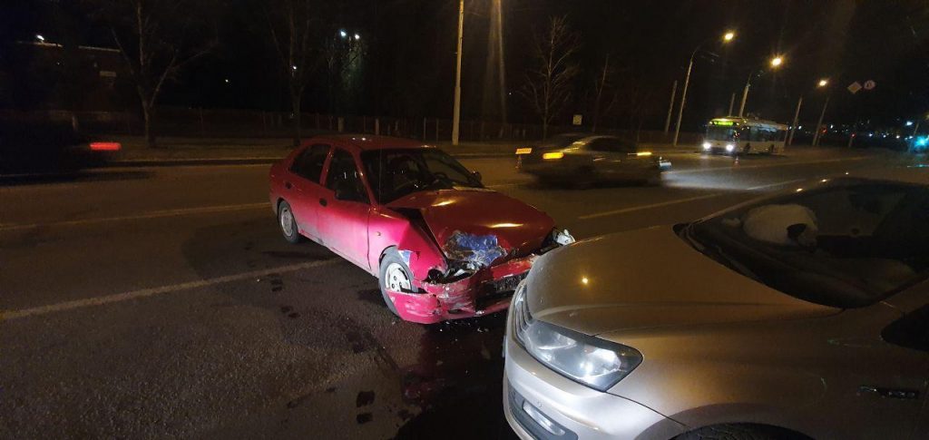 Девушка-пассажир пострадала в ДТП с такси в Минске