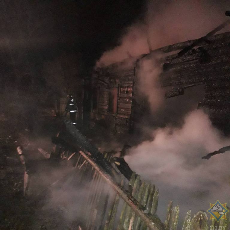 Муж погиб, а жена спаслась на пожаре в Чашникском районе