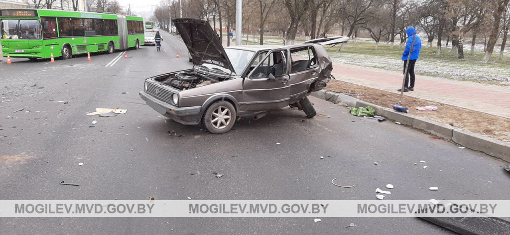 80-летний водитель погиб в ДТП в Могилеве