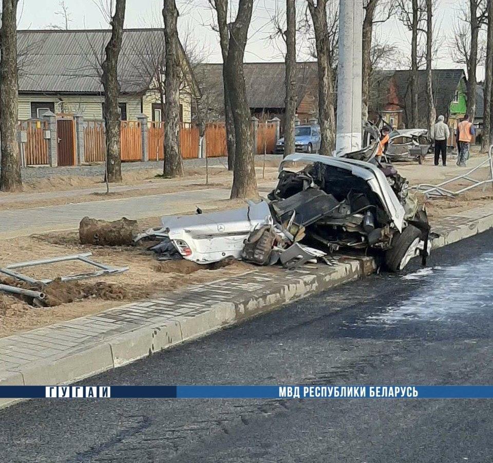 Жуткое ДТП в Могилеве: мужчина погиб, женщина в реанимации