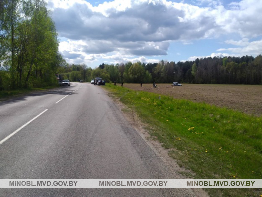 Бесправник насмерть разбился на дороге Молодечно-Илья