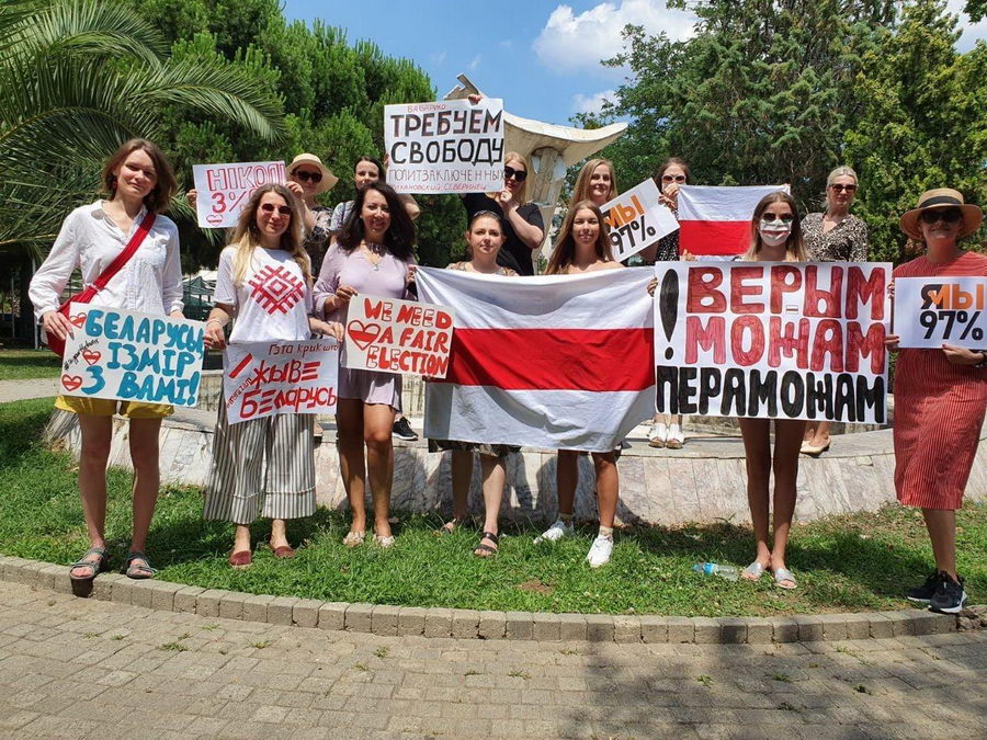 Акции солидарности с Беларусью прошли в разных странах мира