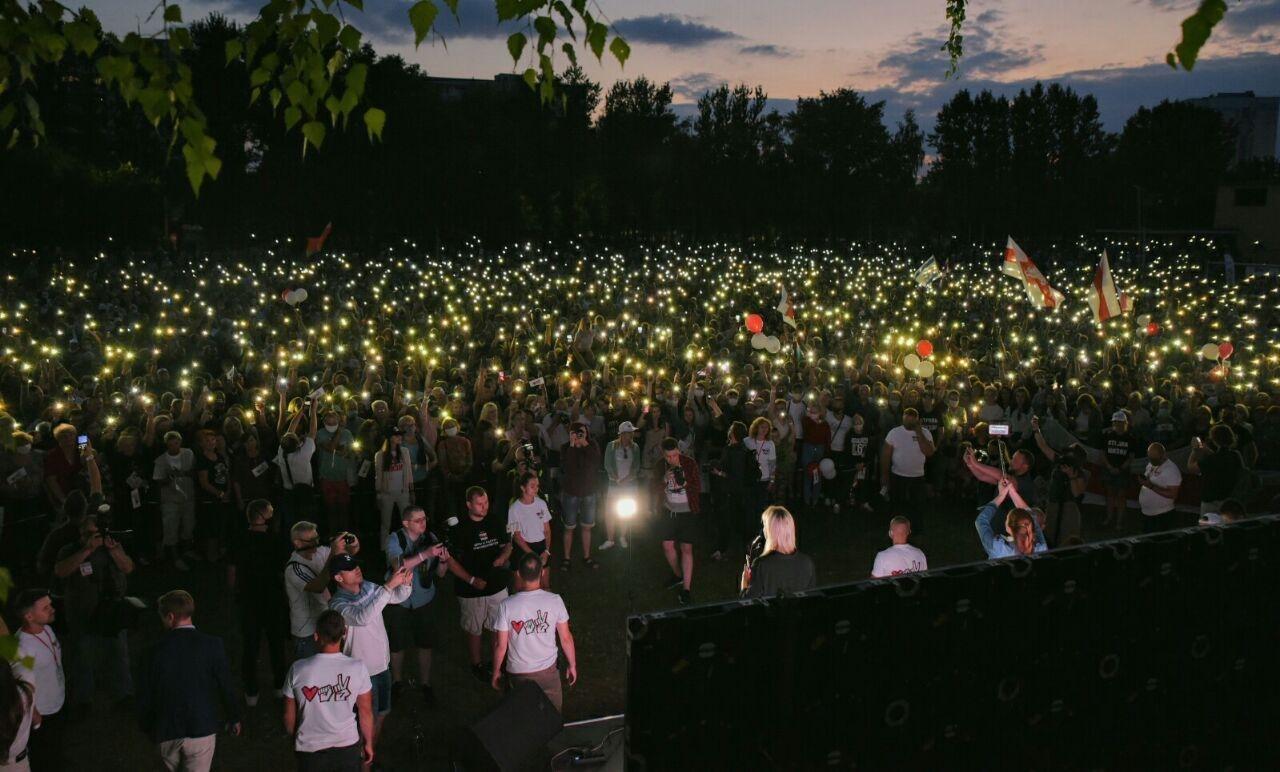 В Бобруйске на пикет Тихановской пришло более 5 тысяч человек