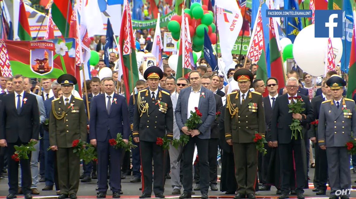 Сыновья, Солодуха, девушки: кто попал в кадр с Лукашенко на Дне независимости