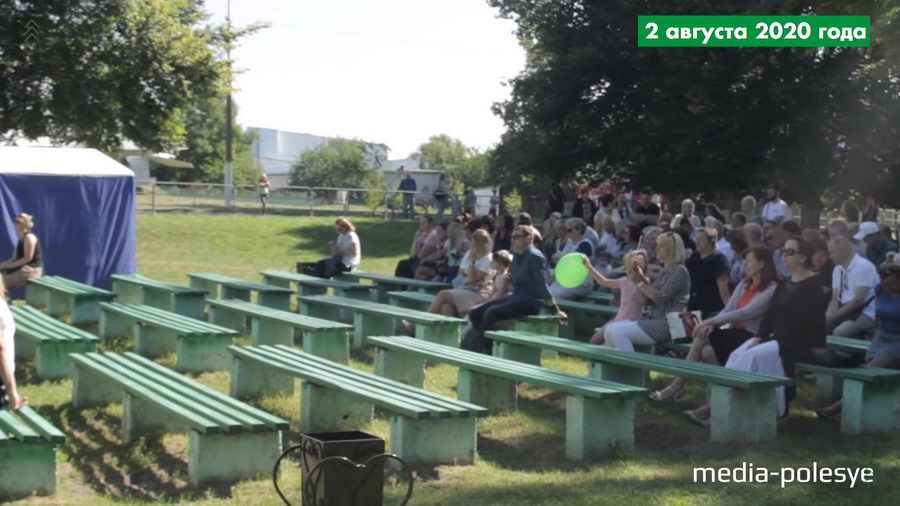 В Пинске, где не смогла провести пикет Тихановская, проходит пикет за Лукашенко: видеофакт