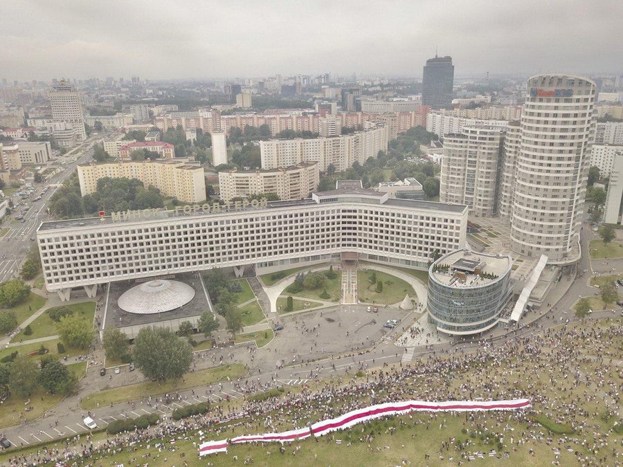 В Минске прошла многосоттысячная акция протеста