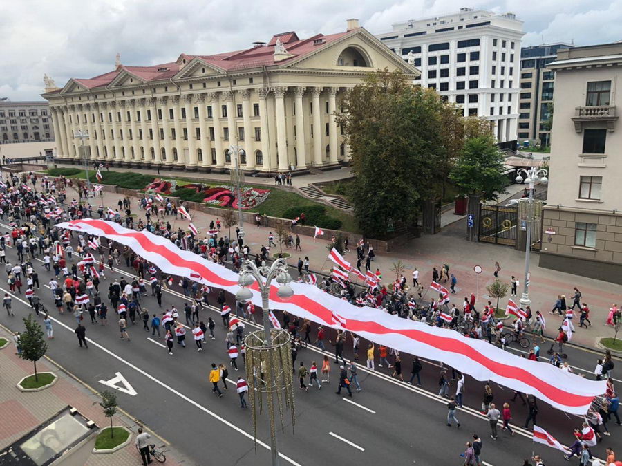 В Минске прошла воскресная акция протеста (онлайн)