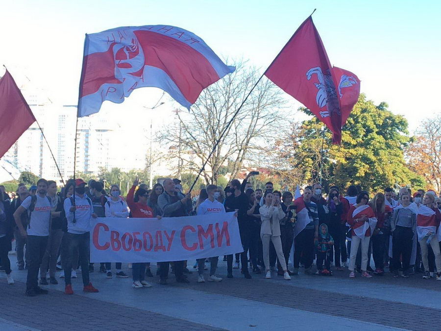 В Минске прошел воскресный марш протеста (онлайн)