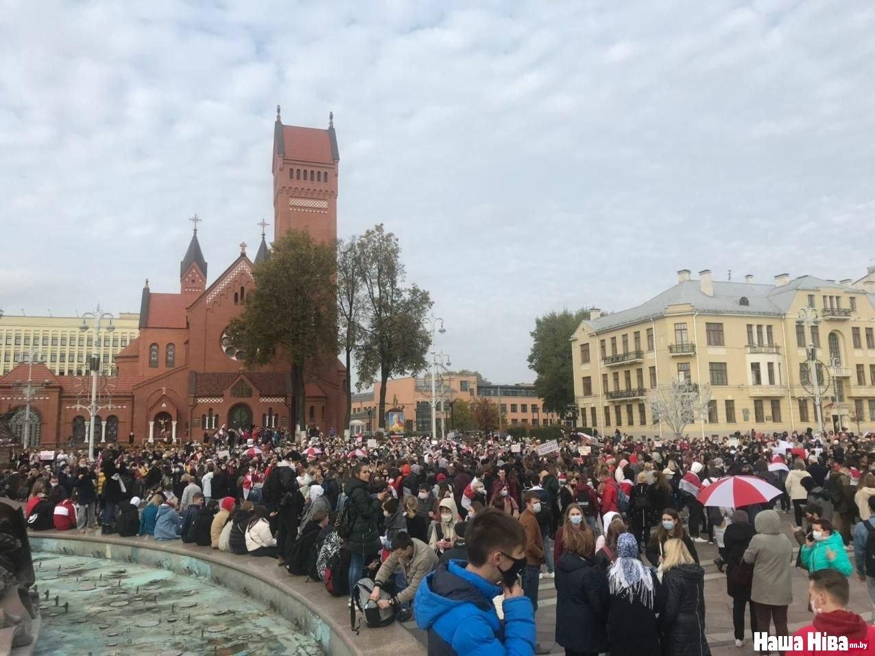 Студенты и пенсионеры вышли на акцию протеста