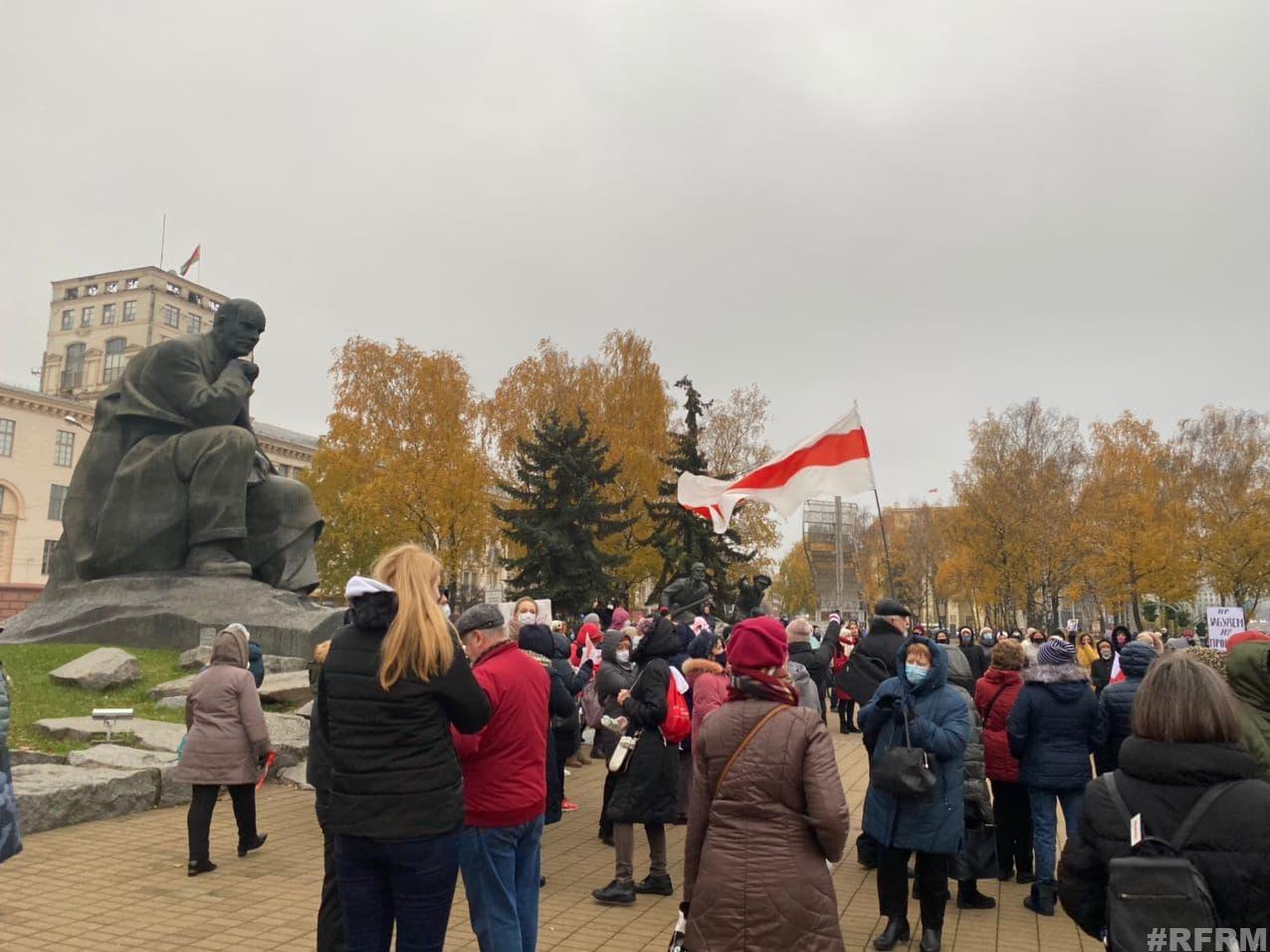 "За что убили Рому?" В Минске проходит Марш пенсионеров