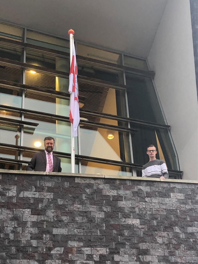 Мэр нидерландского Кувордена написал мэру Бреста и вывесил бчб-флаг